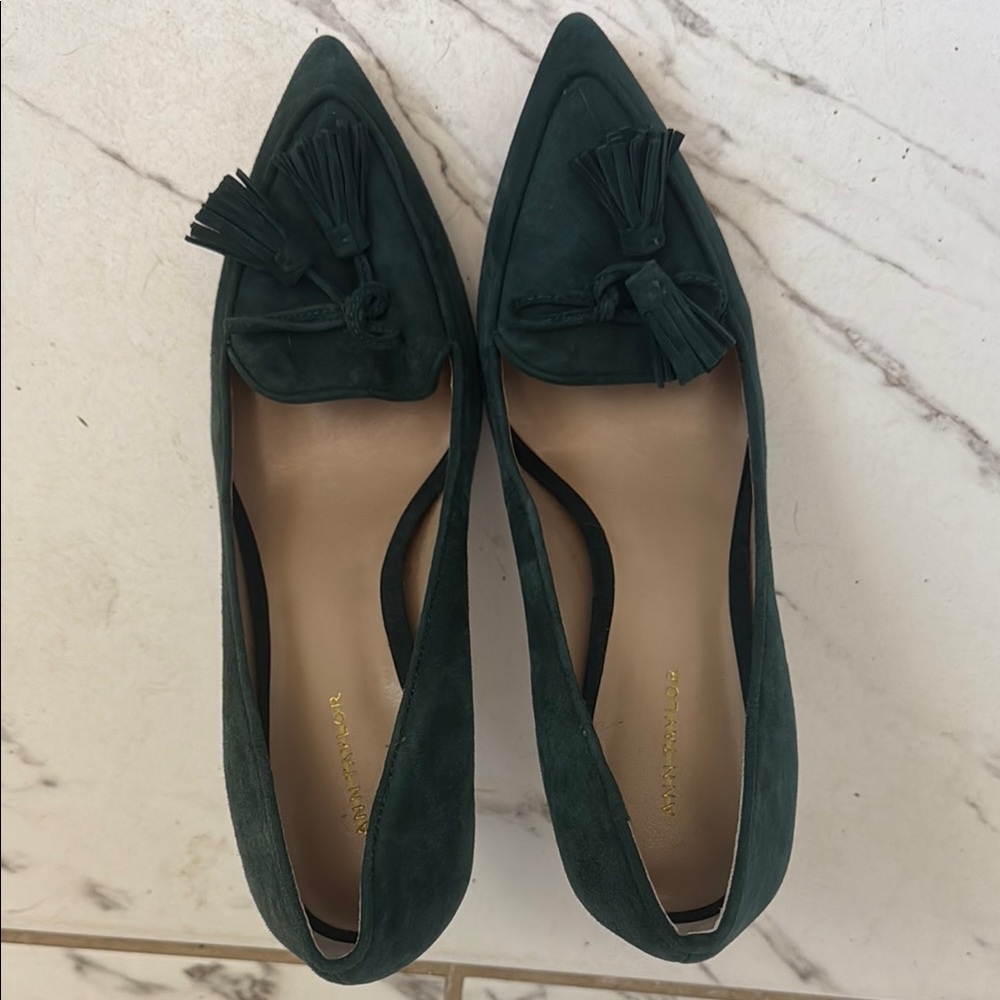 Green Suede Flats with Bow Detail and Pointed Toe